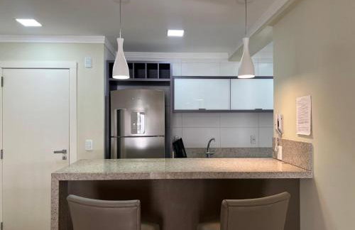Apartamento com piscina em quatro ilhas - Foto 21