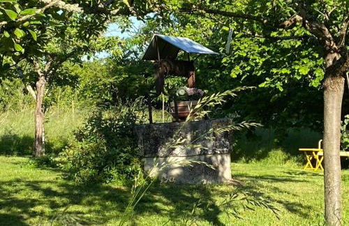 Gîte au calme avec jardin et wifi à Saint-Doulchard - FR-1-586-68 - Foto 15