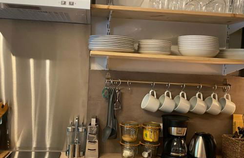 Newly Renovated Ground Floor Apartment close to Thermes - Foto 11