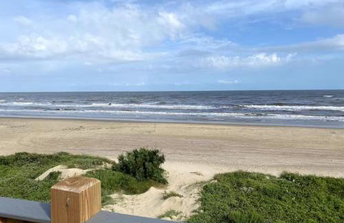 Beachfront Views with 3 bedrooms and 2 bathrooms - Foto 9