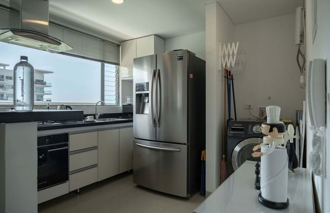 w Comfy 2BR w Ocean View and Pool in CTG - Foto 10