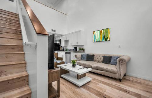 Modern 1-Bedroom Loft in Hollywood with Parking, WiFi & Hollywood Sign View - Foto 10