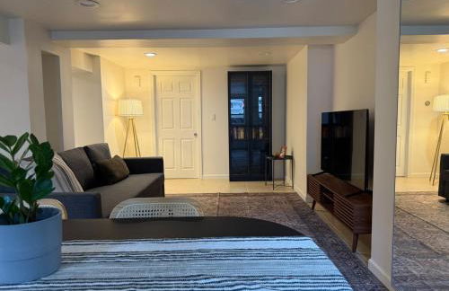 CASA 311 ! Welcome Home Private Parking Included - Foto 8