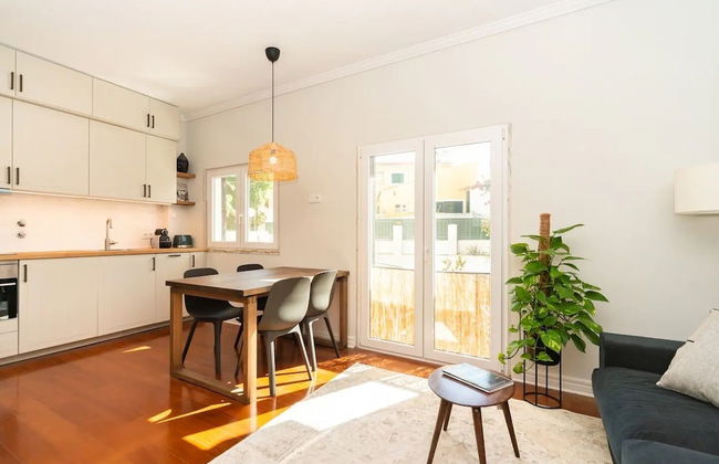 Coastal Comfort: Apartment Retreat By The Sea - Photo 6