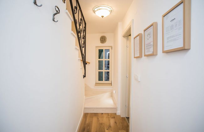 Residence Teatro - Near Cathedral of St James - Foto 8