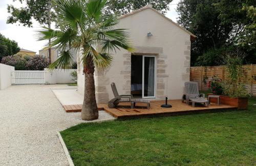 Petite Maison refaite à neuf proche plage - Foto 2