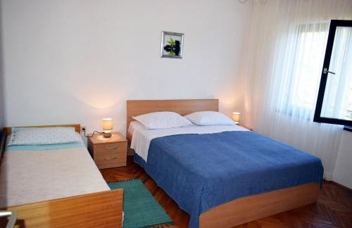 Apartments with parking space Ugljan - 8493 - Foto 18