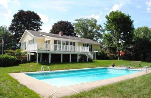 Berkshire Vacation Home in Lee - Pool is Open! - Foto 35