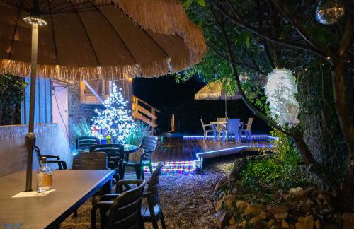 House - Sleeps 6 - Parking - Garden - Photo 7