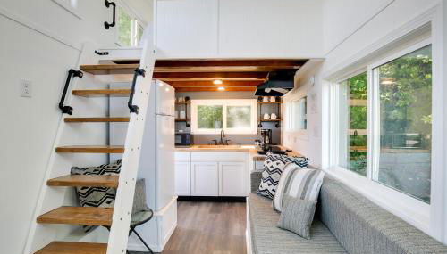 The Chardonnay Chalet Defiance Studio Trail! - Foto 1