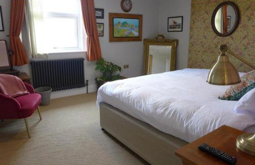 Royal Oak Retreat 2-bed - Sleeps 6 & Pet Friendly - Photo 1