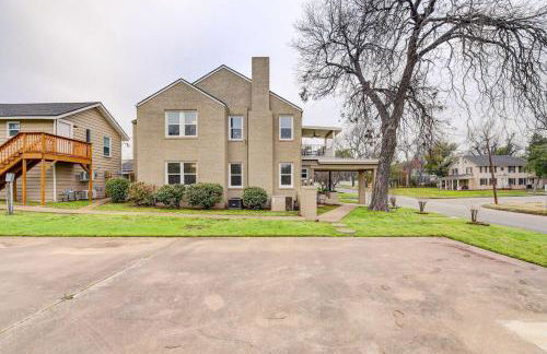 2 Mi to Magnolia Mkt Cozy Retreat with Shared Yard - Foto 31