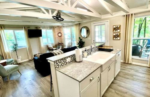 Charming Cottage with Fire Pit and Barbecue in Cadiz, Kentucky - Foto 8