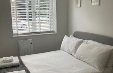 Spacious and Cosy 2 Bedroom Flat in Bermondsey - Photo 2