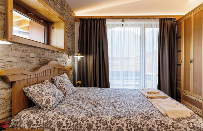 Villa Raphael near Pirin Golf Resort - Photo 5