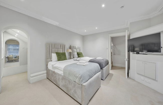The Knightsbridge Residences - Photo 5