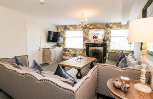 Castle keep at Stanhope Castle - Photo 8