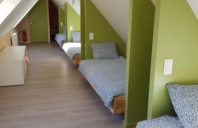 Spacious Holiday Home With Pond in Poperinge - Photo 9