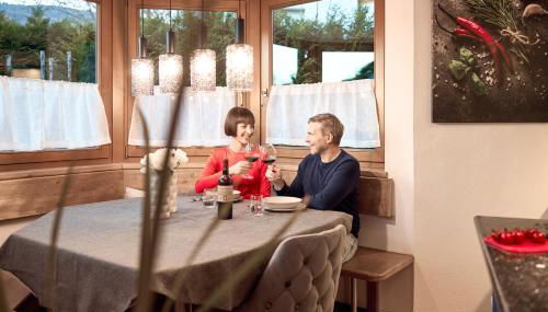 Stadtnestl Apartment Sterzing - Alpines Hideaway mit Kamin & Garten - Foto 4