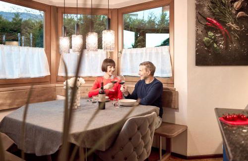 Stadtnestl Apartment Sterzing - Alpines Hideaway mit Kamin & Garten - Foto 4