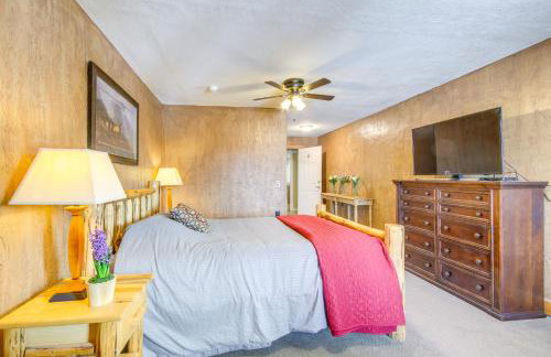 6 Mi to Chico Hot Springs Villa with River Access - Foto 21