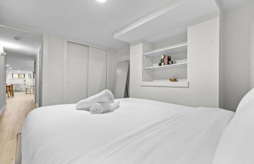 Spacious NW Apt Steps to 14th Street Corridor - Foto 12