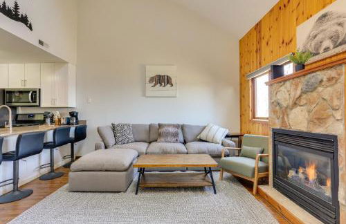 Vernon Township Vacation Rental with Private Balcony - Foto 1