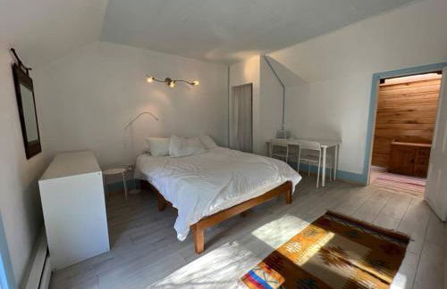 3 Bedroom - Awesome Views, Light, Deck - Foto 2