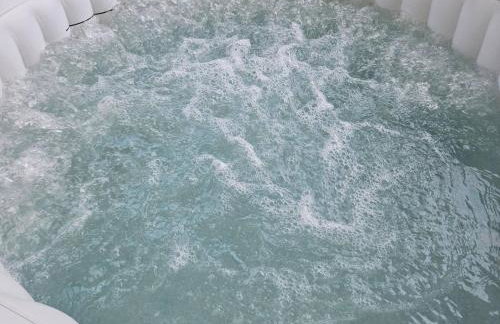 Two Adjacent Houses with a Private Pool - Foto 54