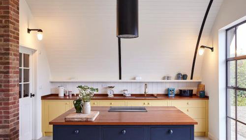 Converted Nissen Barn on beautiful farm - Foto 4, stove