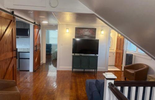 Cape Cod Hyannis Rendezvous' - Photo 4