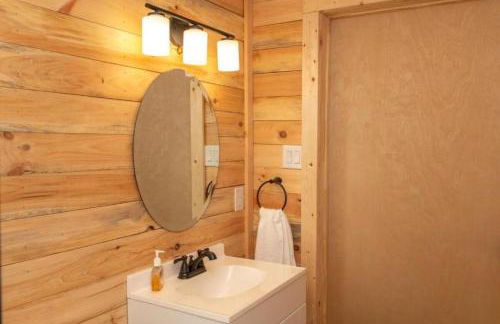 Cute Cabin Rental in Waco, for Wonderful Family Glamping in Texas - Foto 14