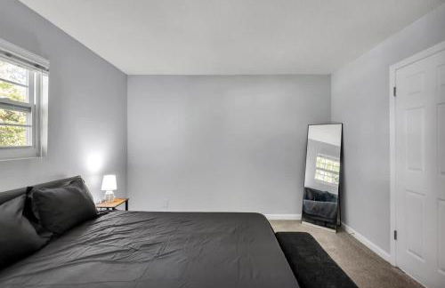 1BR Near Duke Hospital Downtown and DPAC - Foto 9