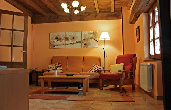 Apartamentos El Llago - Photo 16