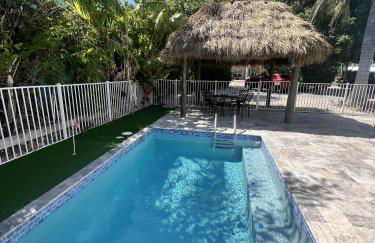 Sea Glass Dreams - Waterfront Pool Home, Mini Golf, Game Room, 110' Dock - Foto 78