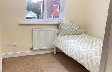 Spacious 3 bed with driveway - Foto 22