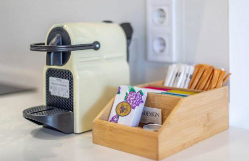 Avenida de San Luis 25, Design and comfort in the true style of Madrid, Book your getaway now! - Foto 14