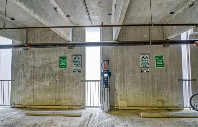 Prime East Downtown Studio w gym Washer Dryer - Foto 7