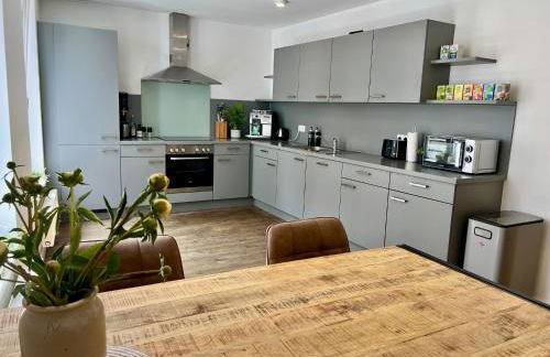 ROSIS HOME Geräumige Citywohnung im Herzen Schorndorfs - Ideal für Gruppen und Familen - Foto 37