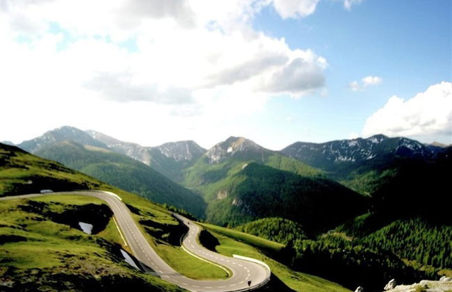 Comfortable Apartment With Mountain View - Photo 25