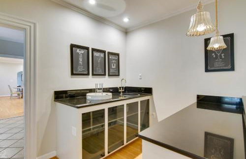 Waterfront Cambridge Gem with Hot Tub, Pool and Dock! - Foto 6