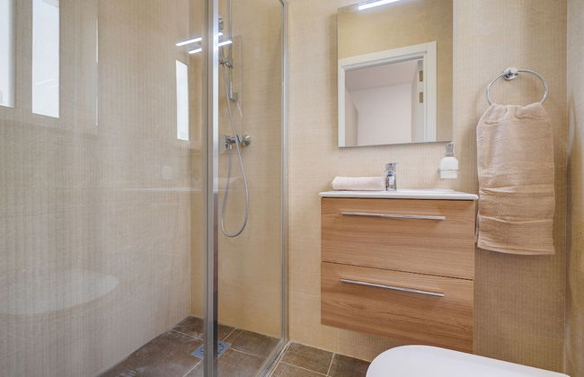 Elegant Sliema Penthouse, Panoramic Terrace - Foto 19