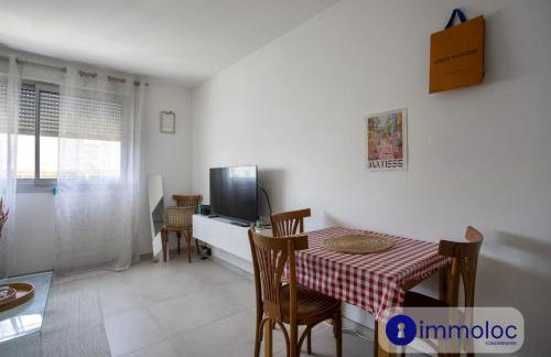 Studio near airport - Photo 5