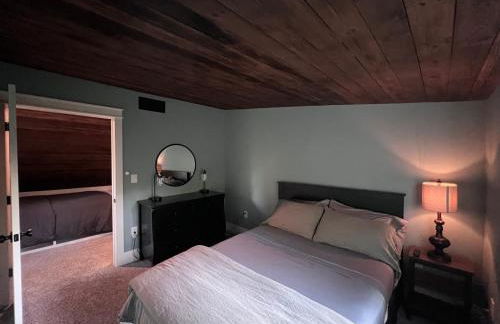 Modern Industrial Farmhouse - The Wayback - Foto 23