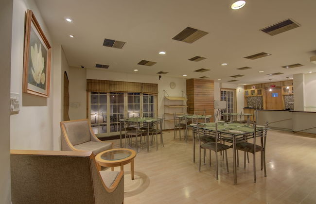 Tristar Service Apartments - Foto 48