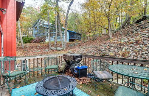 Fire Pit and Gas Grill Charming Poconos Abode! - Foto 24