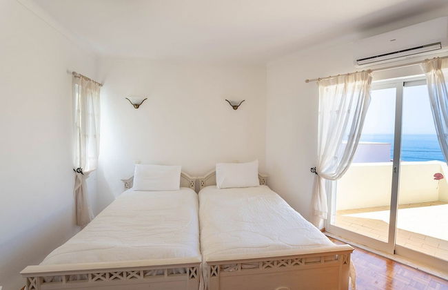 Silver Beautiful 4 Bedroom Vila Just Steps TO TH - Foto 25