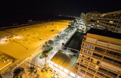 El Séptimo Cielo de la Bahía de los Naranjos - Primera Línea de Playa - Foto 44