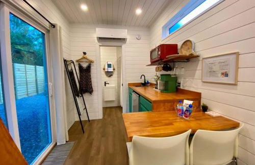 Entirely Private Tiny Home - 1 Mile to UF - Photo 6