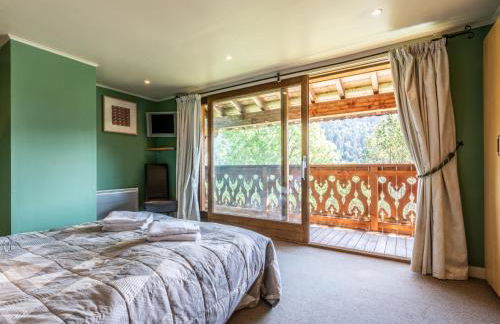 Spacieuse Ferme 6 Chambres aux Gets, 17 Pers, 4 SDB, Balcon, Wi-Fi, Parking Privé, Navette Hiver - FR-1-671-118 - Foto 5